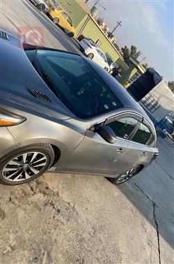 نيسان ألتيما